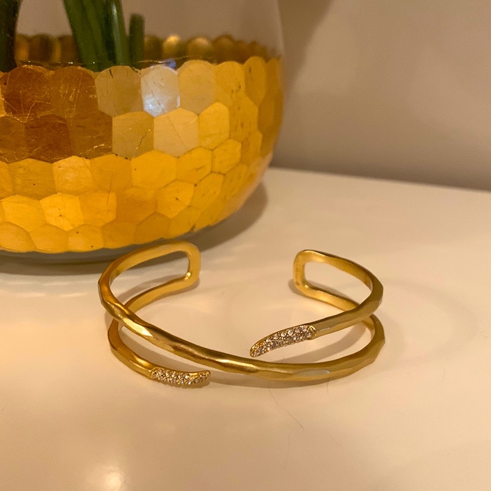 Stella & dot pave stone and gold cuff